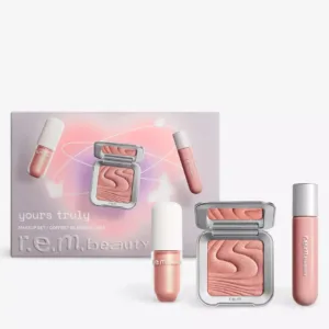 R.E.M. BEAUTY Yours Truly gift set